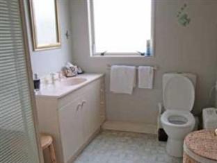 Be My Guest Bed & Breakfast นิวพลีมัธ ภายนอก รูปภาพ